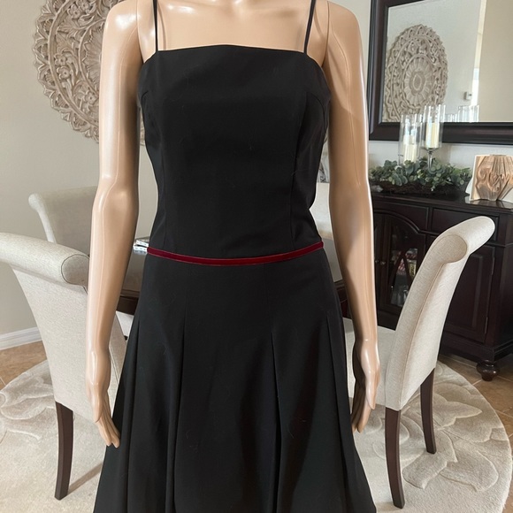 ALVIN VALLEY CLOTHIER DRESS - Picture 2 of 9